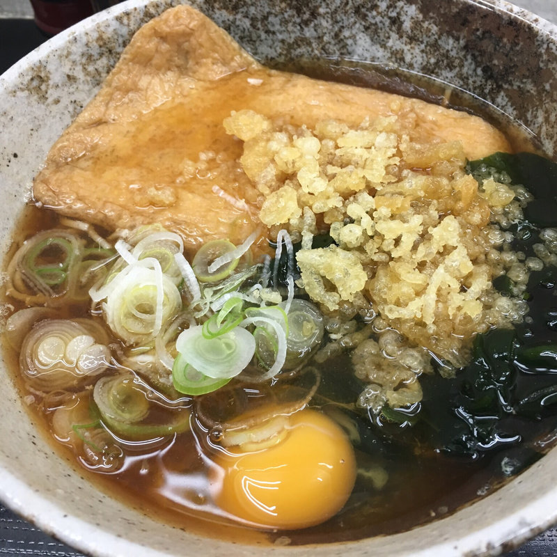 きつねそば、生卵(山吹そば立喰 )