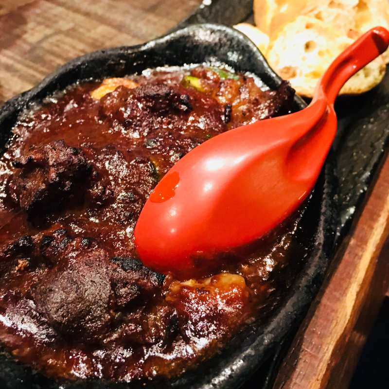 濃厚牛すじ煮込み 山椒トースト添え(煉 大宮店)