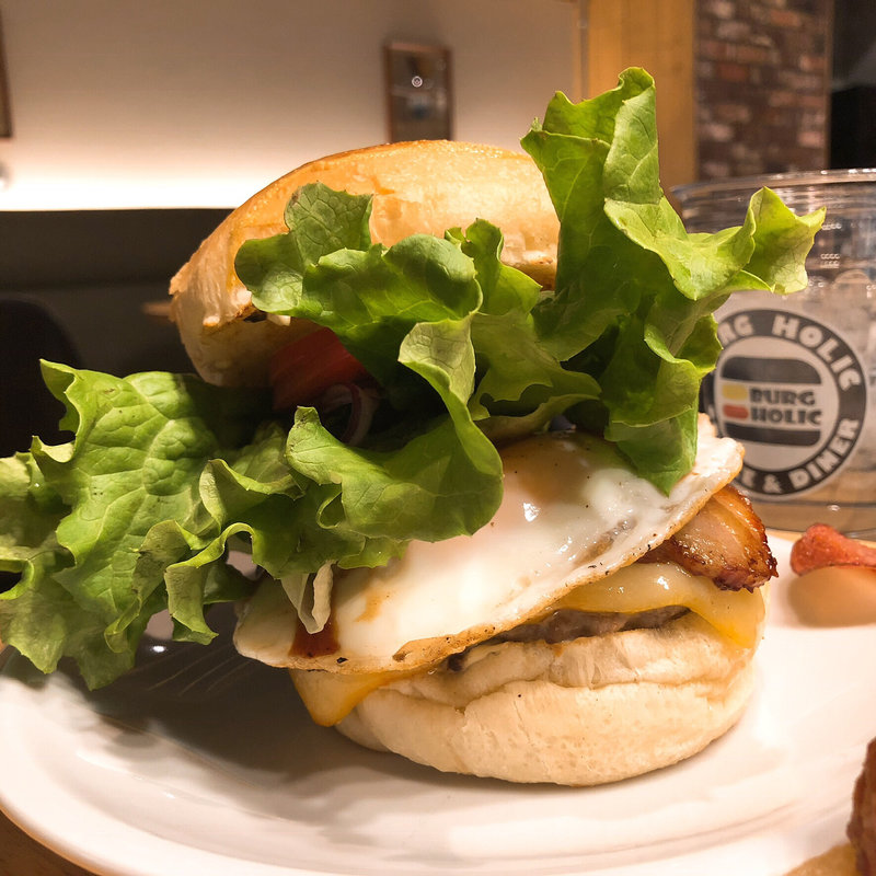 ベーコンチーズエッグバーガー(BURG HOLIC)