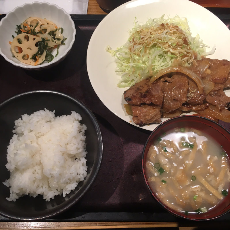 生姜焼き定食(博多もつ鍋やまや 大崎ブライトタワー店)