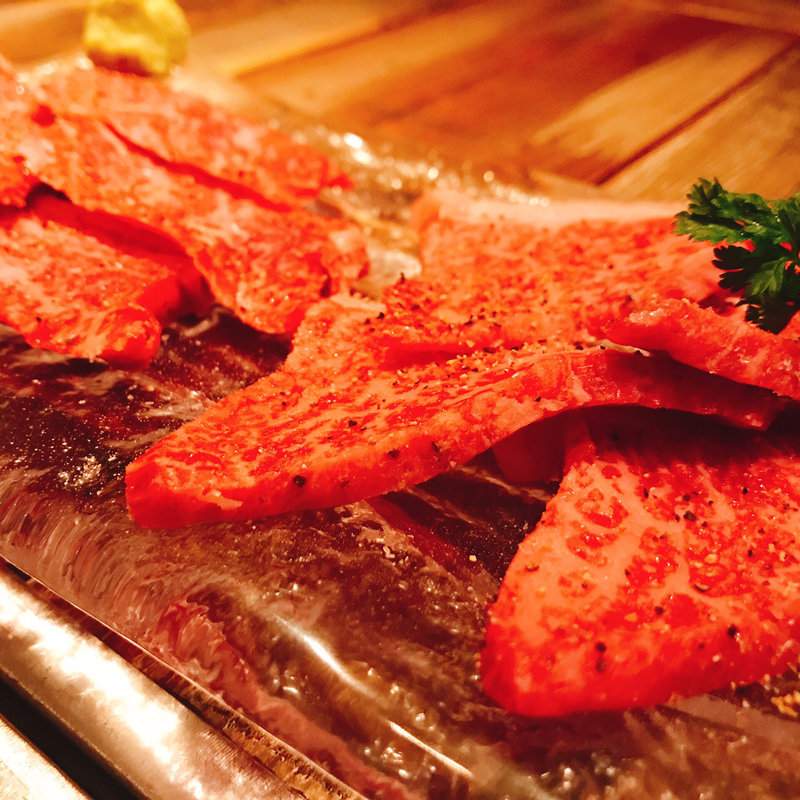 塩ミスジと本日の赤身肉(表参道焼肉KINTAN)