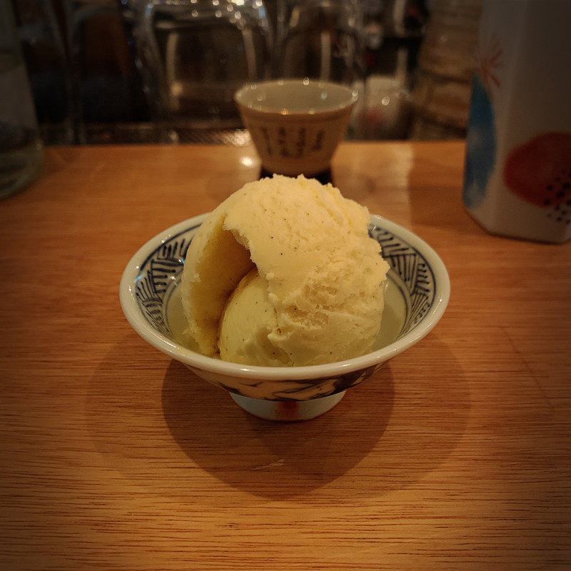 バニラアイス(金井商店)