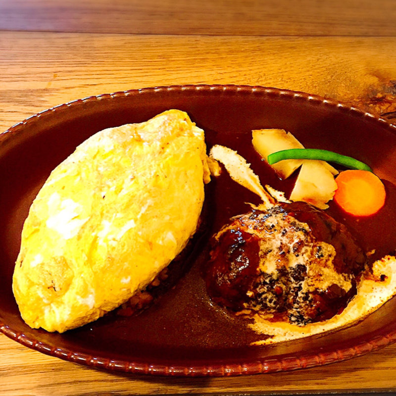 オムライス&ハンバーグ(BISTRO PUG （ビストロ パグ）)