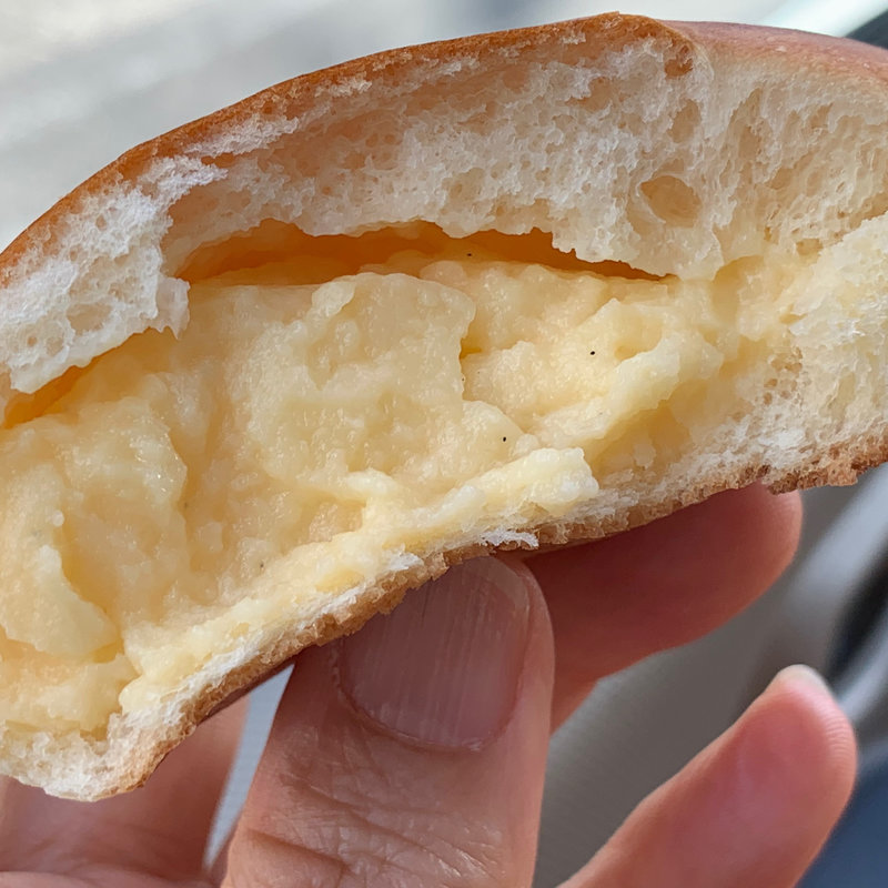 クリームパン(ヴィヴァンアヴェニュー)