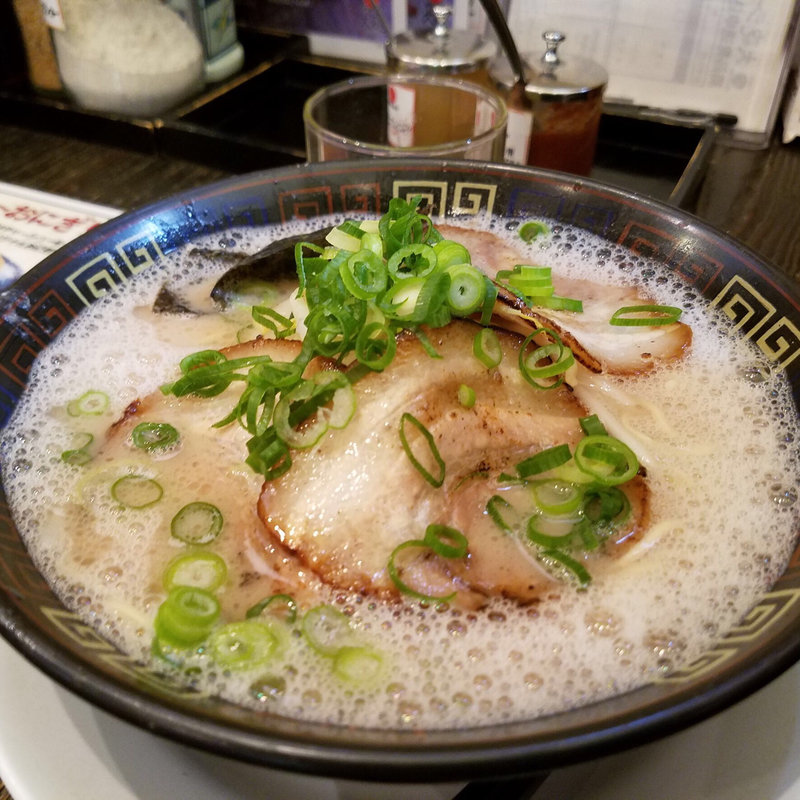 (大砲ラーメン 本店)