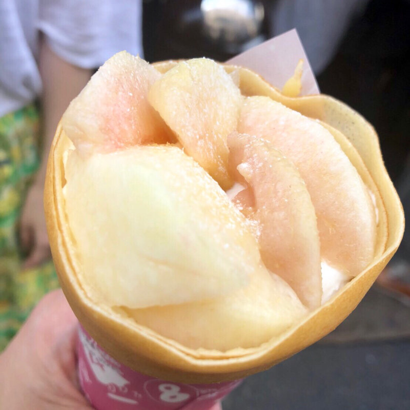 季節のクレープ(桃)(ヒステリックジャム )