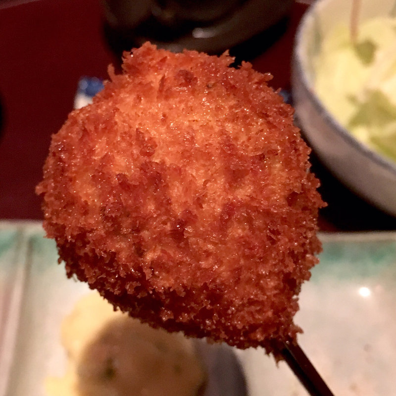 野沢菜のこんにゃく巻き（串揚げ）(串揚げ ふくみみ)