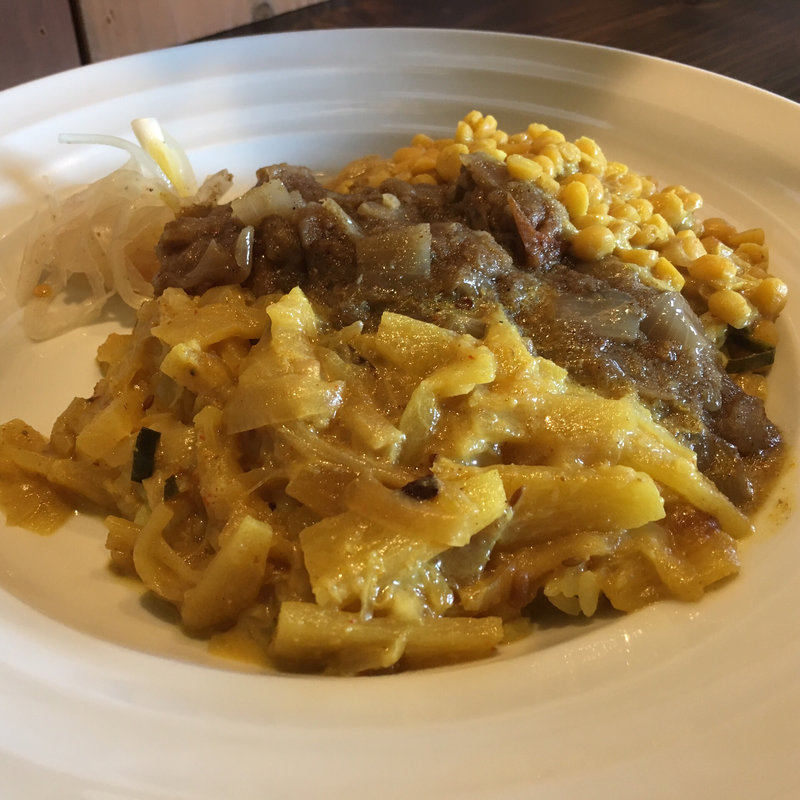 南洋の父サウス スペシャルカレー3種盛(南洋の父サウス)