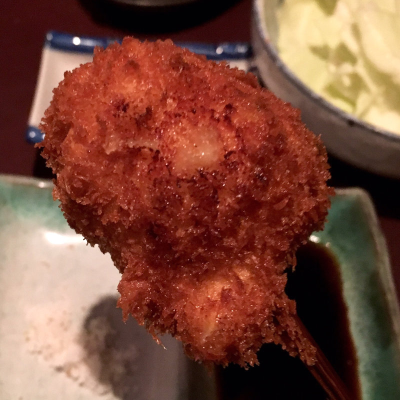 手作り鶏つくねの白菜巻き（串揚げ）(串揚げ ふくみみ)