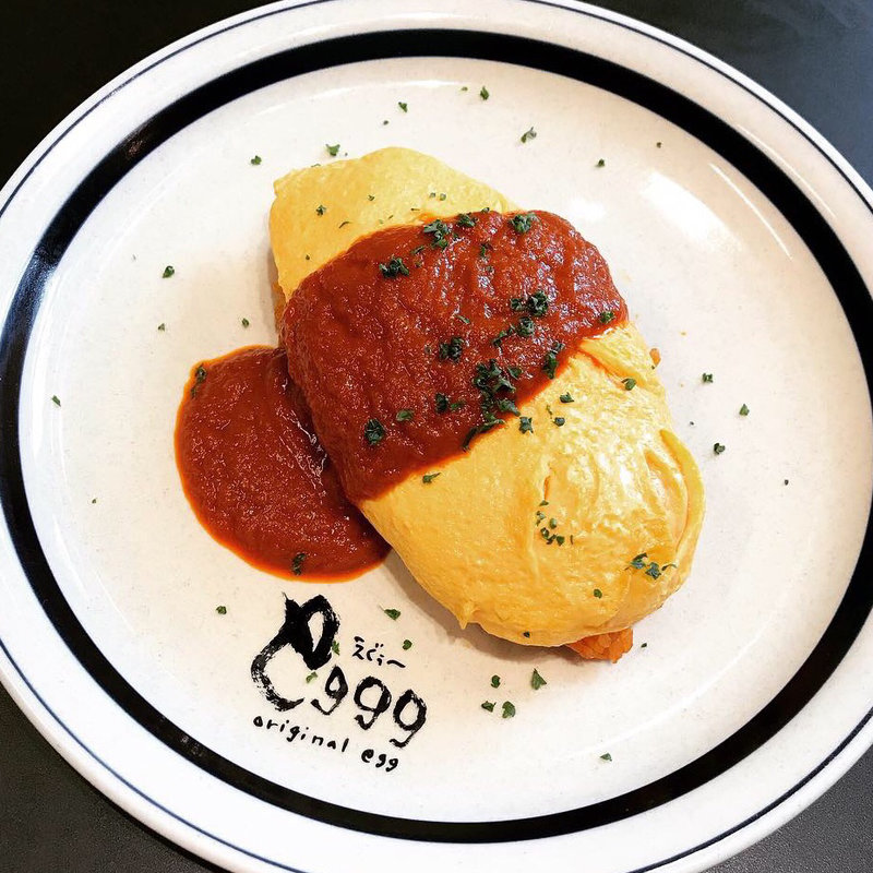 昔ながらのオムライス 自家製トマトソース(eggg Cafe 小平本店)