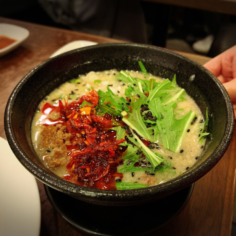 ハーフ担々麺(小籠包龍哉 )