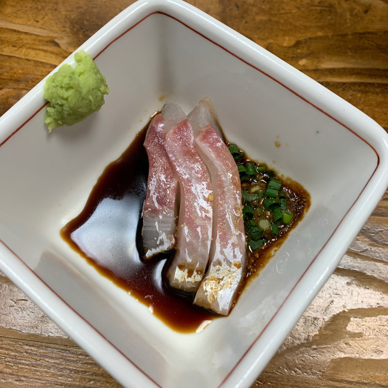 付き出し(焼きとり 白水)