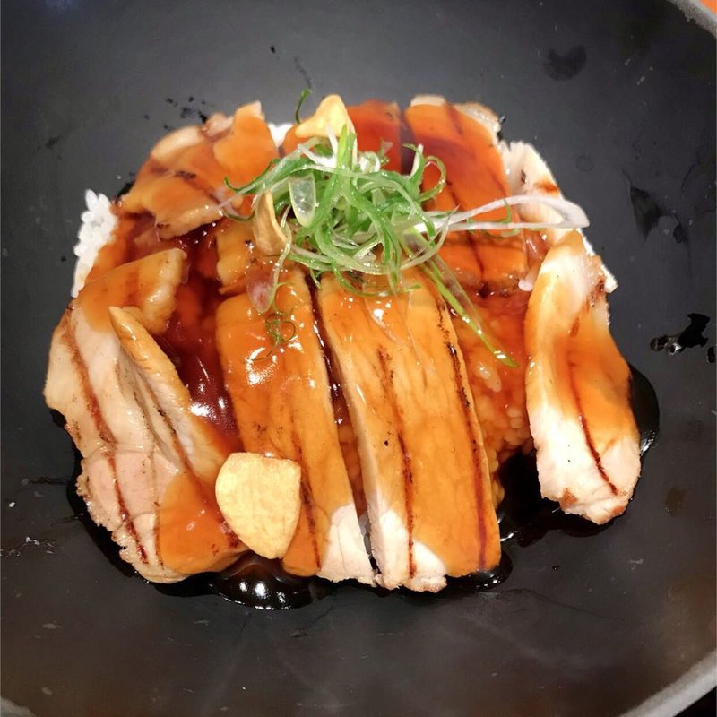 高原豚餡掛け鉢(ヒトシナヤ （Hitoshinaya）)