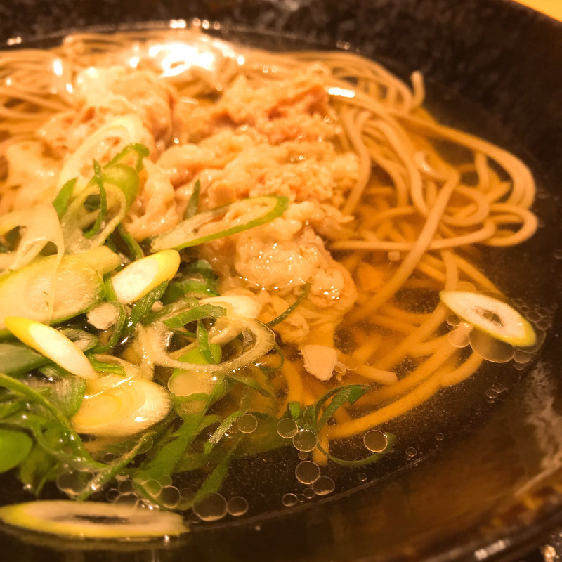 肉そば（特選田舎そば）(浪花そば エキマルシェ新大阪店)