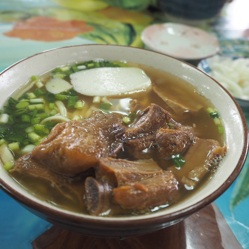 ソーキそば(そば屋よしこ )