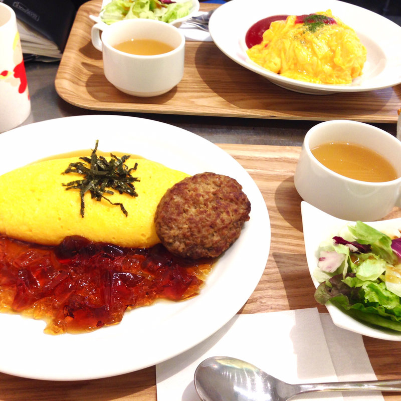 たまごかけご飯の和風オムライス(たまごKitchen原宿オム)