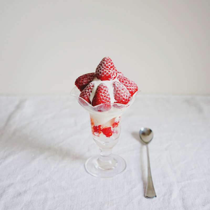 いちごパフェ(ボリクコーヒー)