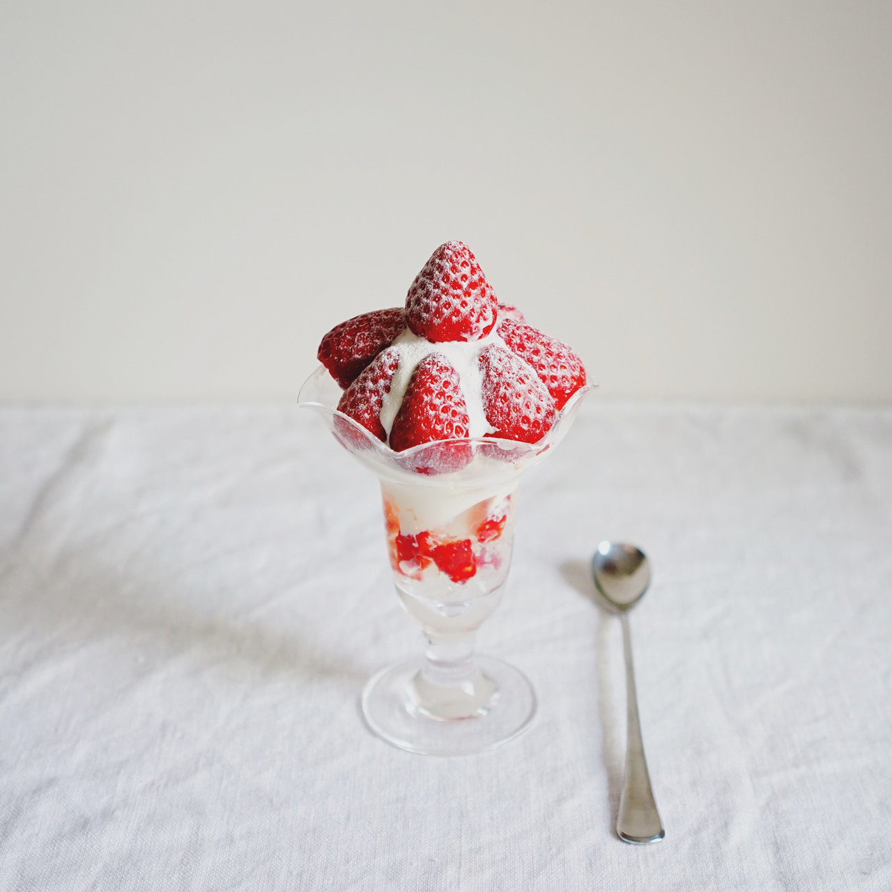 いちごパフェ(ボリクコーヒー)の口コミ一覧 | おいしい！が