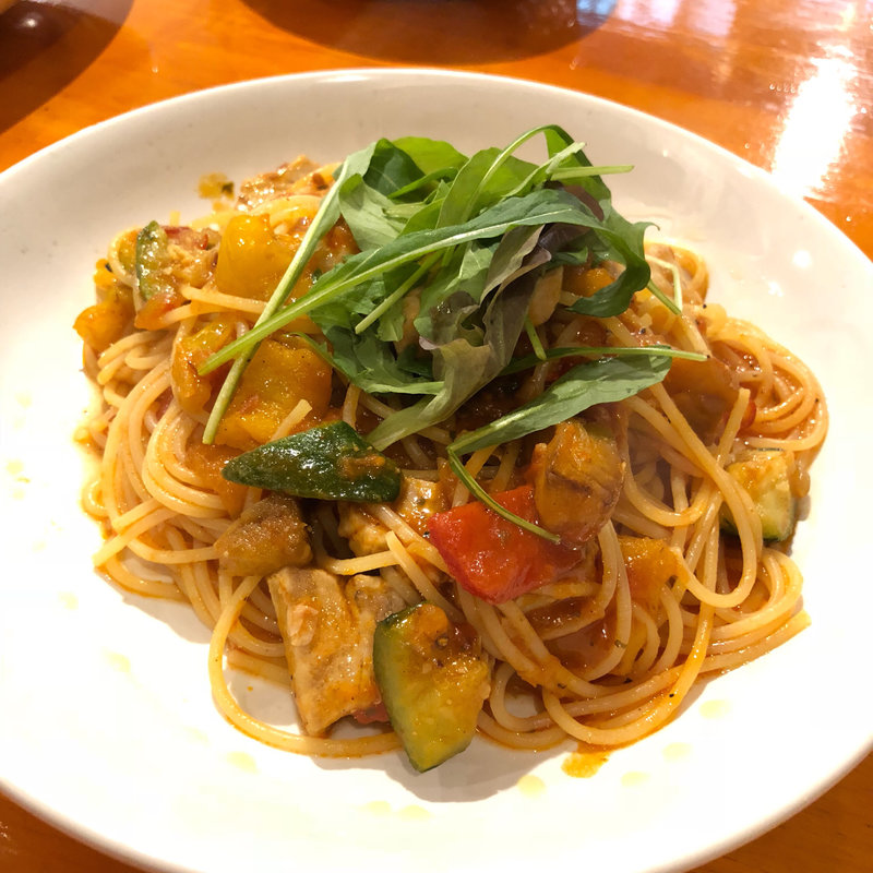 マグロと野菜のトマトクリームパスタ(GRILL KING （グリルキング）)