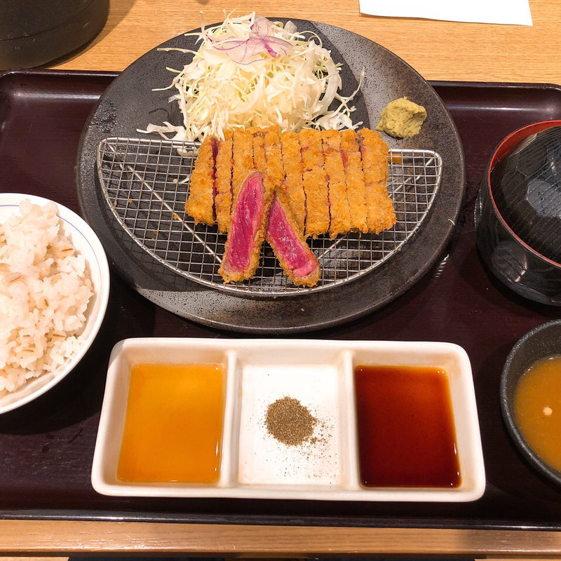 (牛カツ 京都勝牛 阪急東通り)