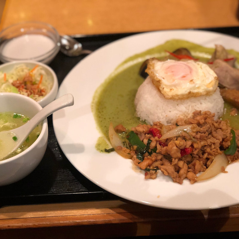 ランチ グリーンカレー&ガパオライス(タイガーデン 渋谷店)