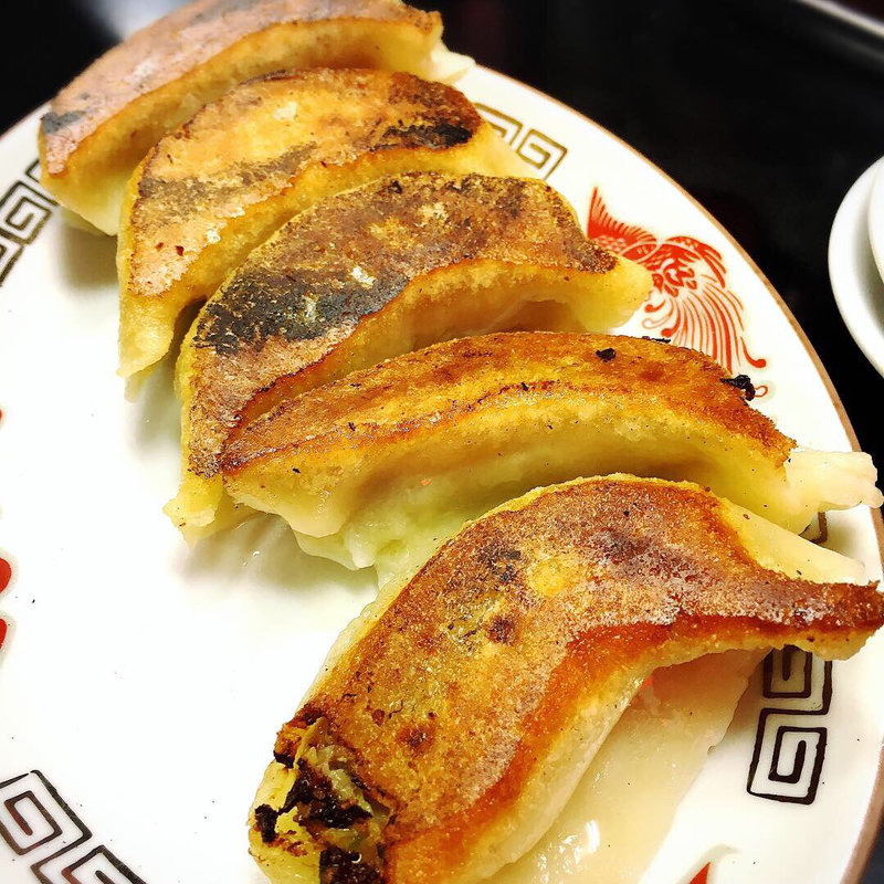 餃子(馬賊 浅草本店)