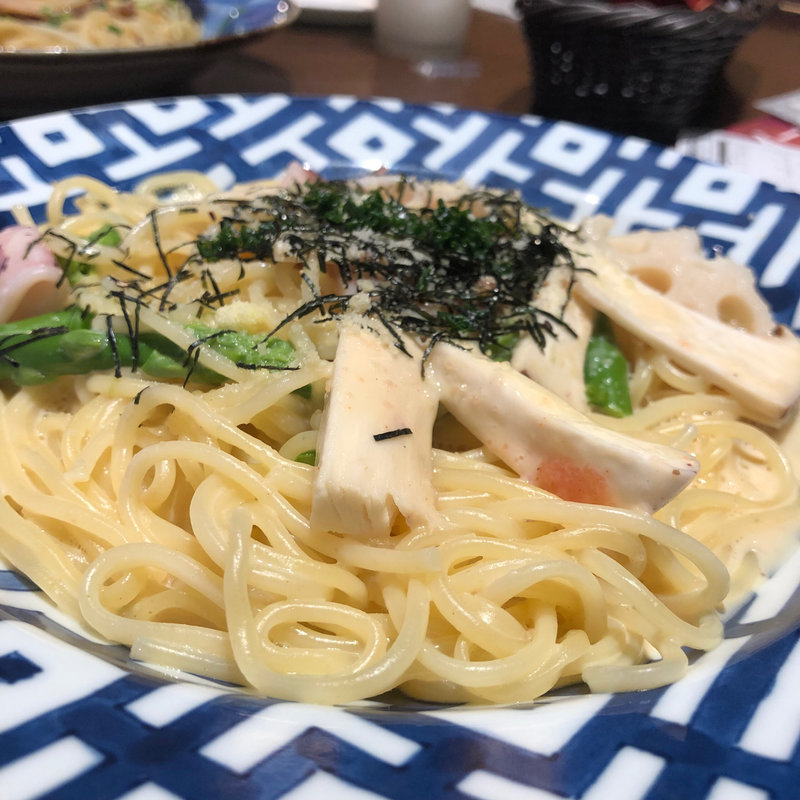 イカと野菜の明太子クリームパスタ(鎌倉パスタ ミウィ橋本店)
