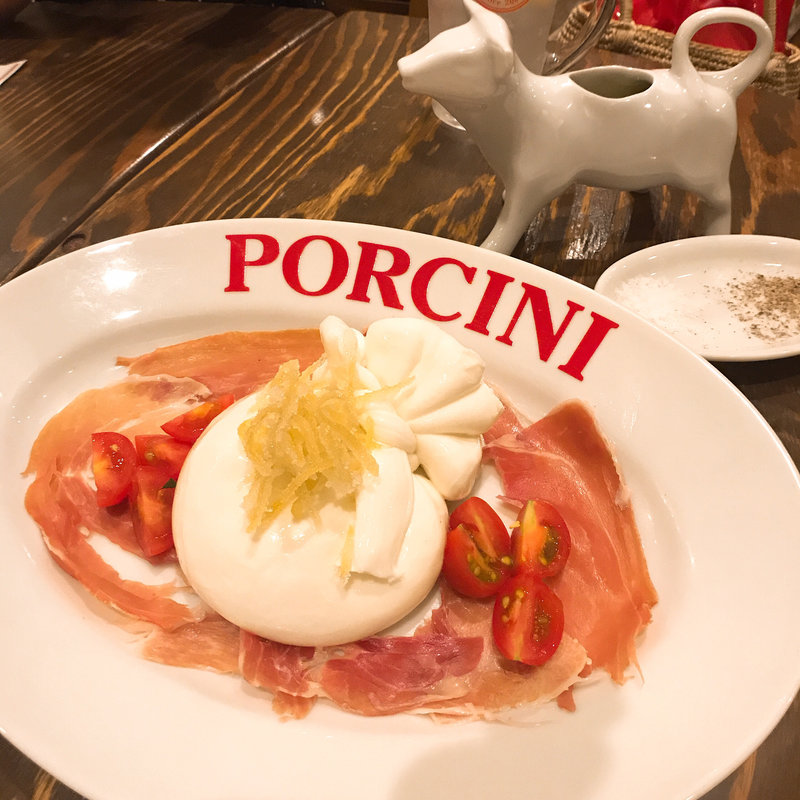 ブッラータチーズのマリアージュ(イタリア食堂タヴェルナポルチーニ)