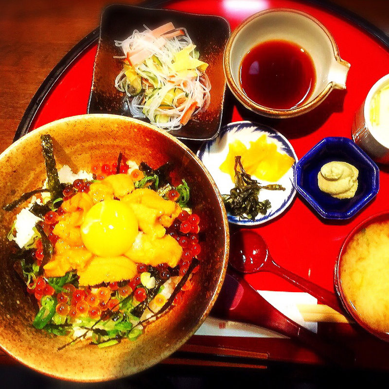 ウニ、イクラ丼(暖流 )