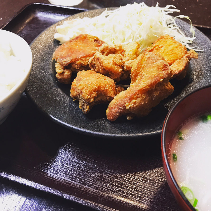 若どりのからあげ定食(鳥まる )