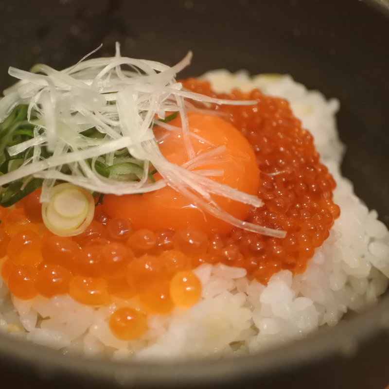 鮭バルのTKG(鮭バル SalmonBear)