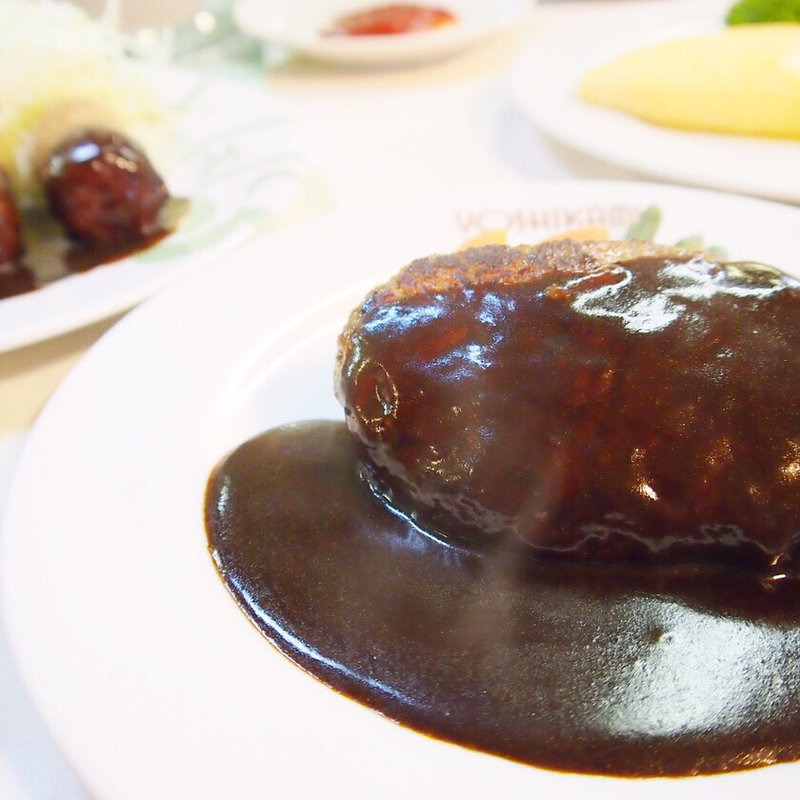 デミグラスハンバーグ(洋食屋 ヨシカミ)