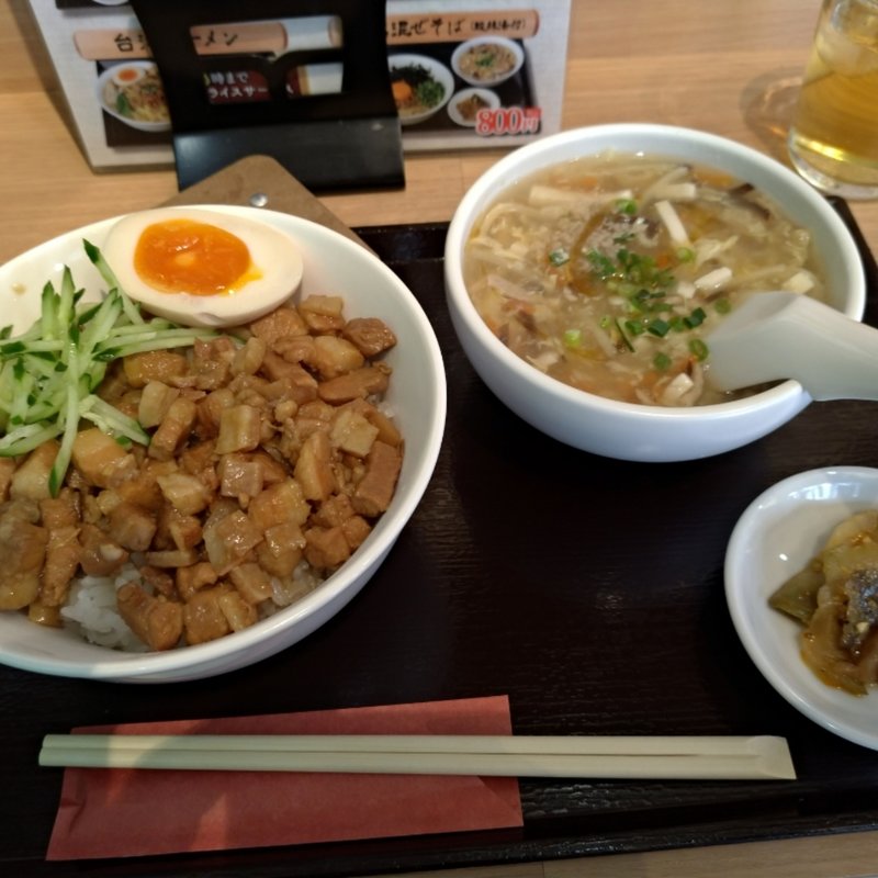 台湾名物魯肉飯（ランチ）

(台湾MACHI)