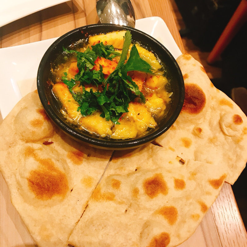 パクチーとシーフードのアヒージョ(DIYA)