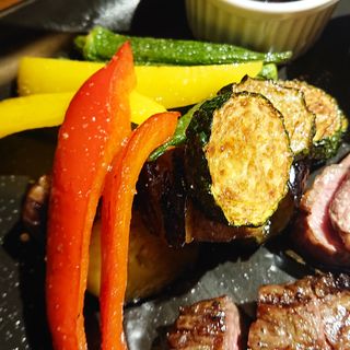 彩り野菜の盛り合わせ(T8 Steak House 川崎)