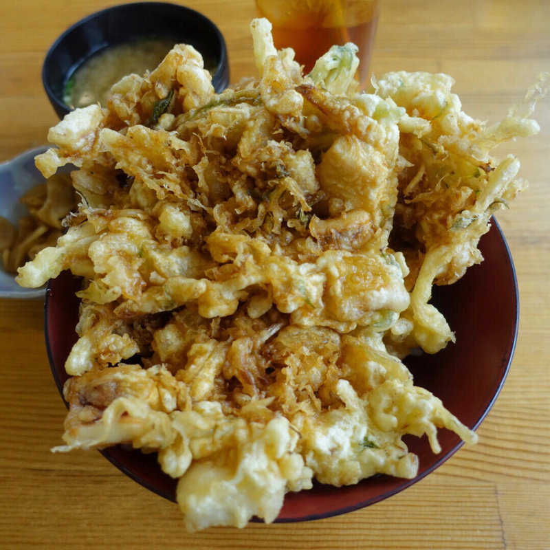 イカのかき揚丼(ばんや )