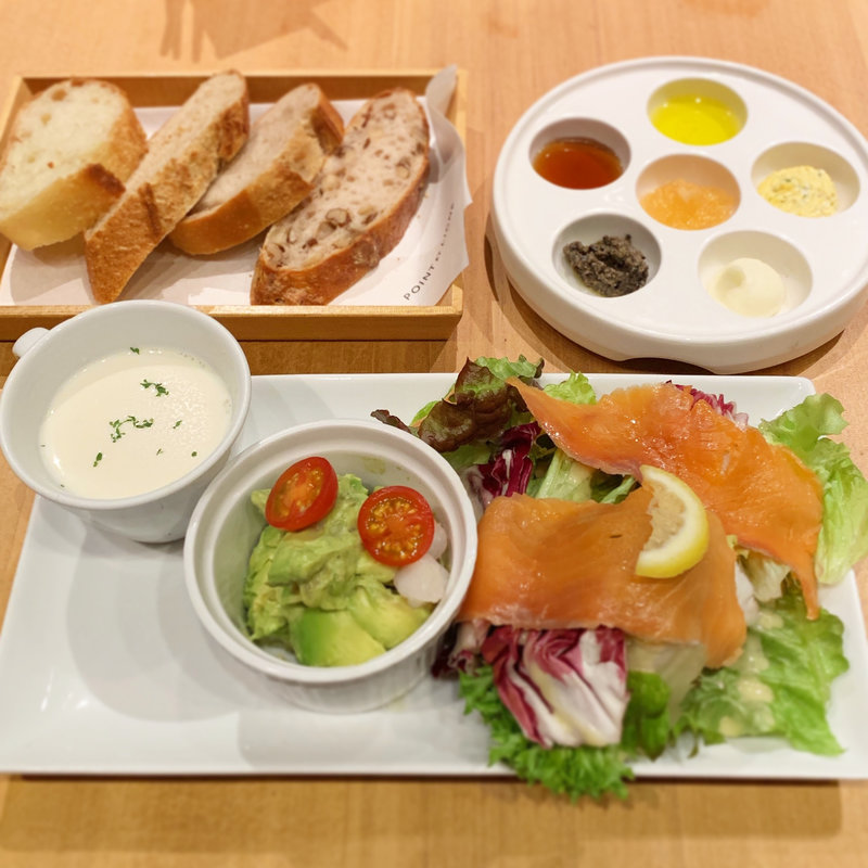 エビアボとサーモンのサラダスープセット(ポワンエリーニュ)