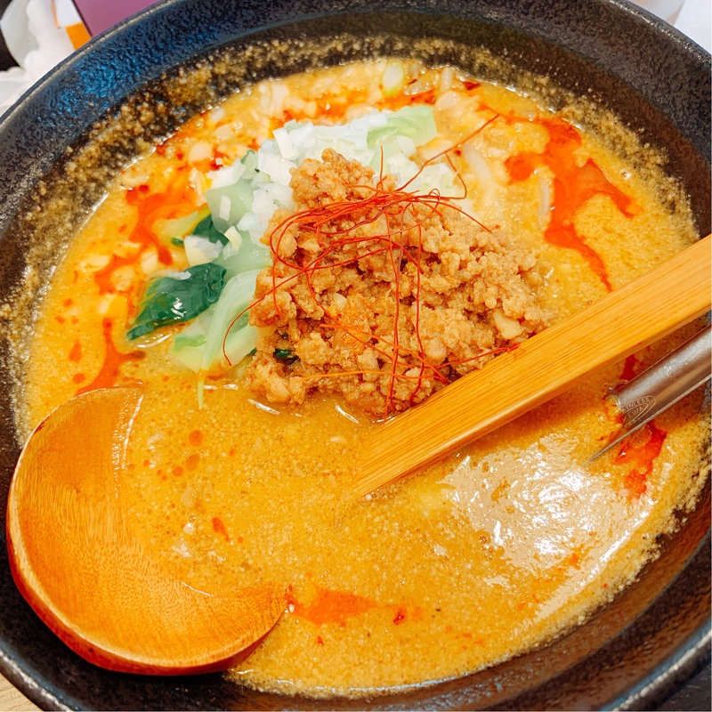 担々麺(麺や 蓮と凜 （メンヤ レントリン）)