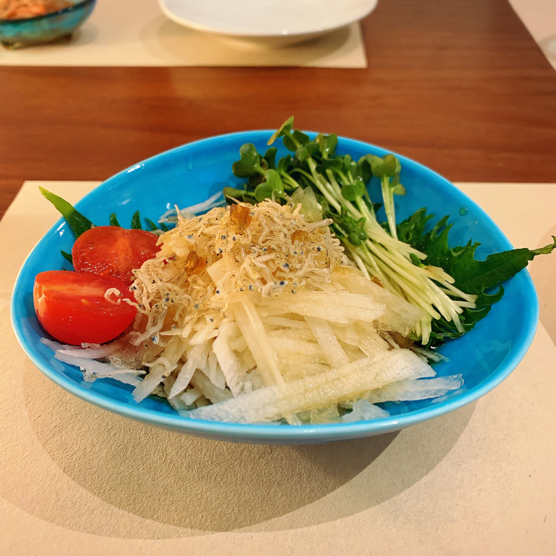 千切り大根とちりめんじゃこのサラダ(SHIRU)