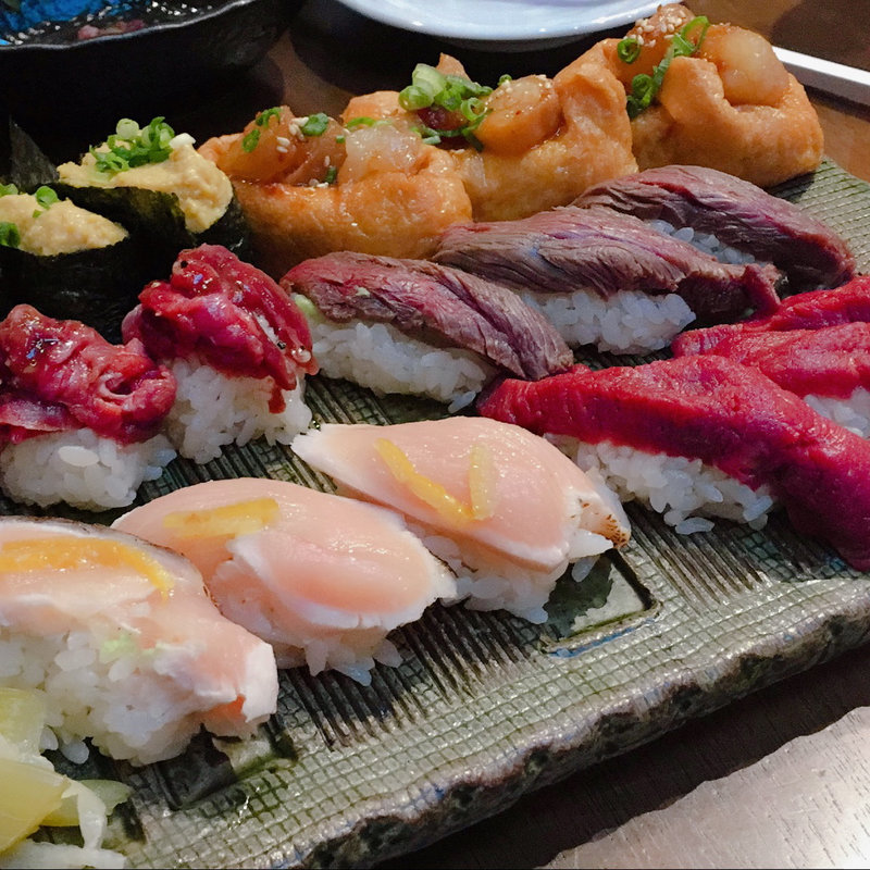 (肉寿司 池袋西口)