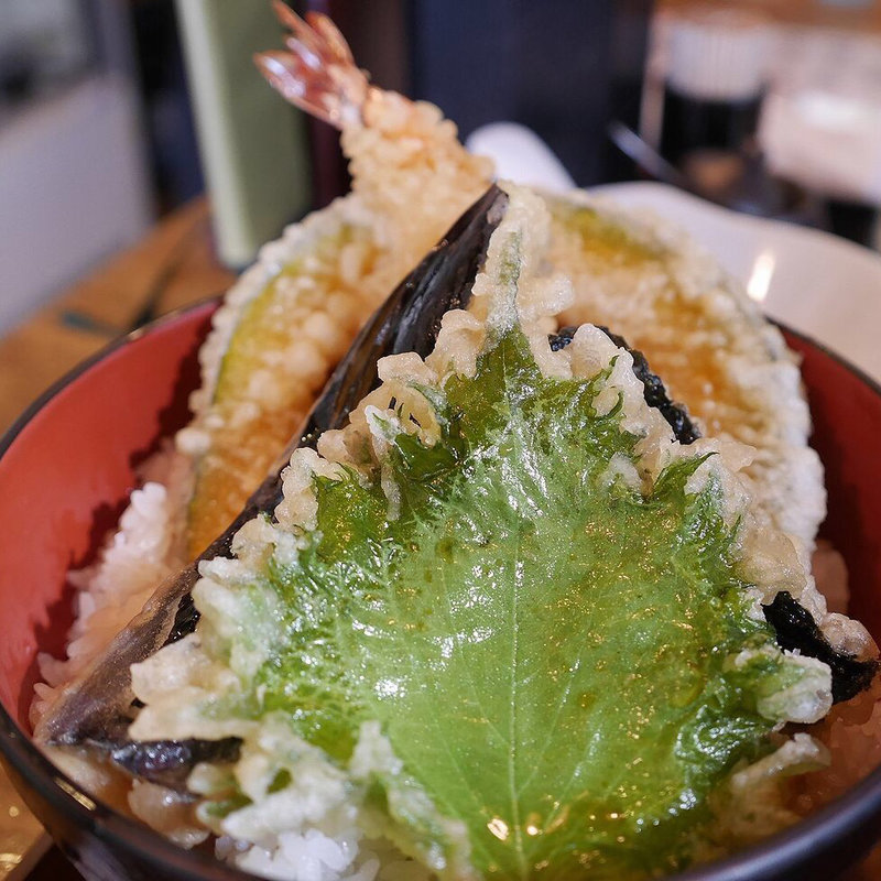天丼(うどん 色彩 )