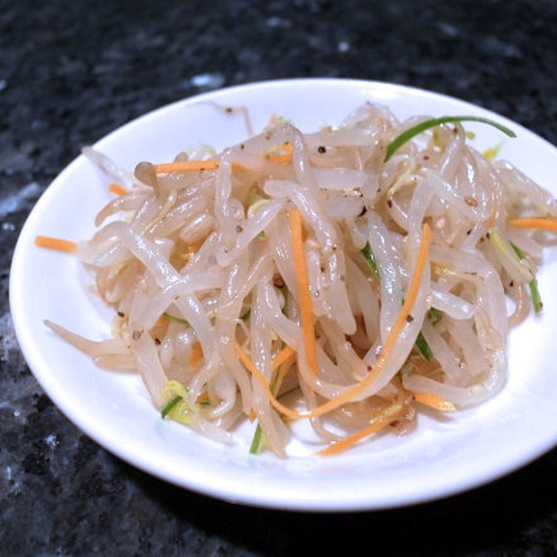 もやしナムル(とらじ館 日暮里店)