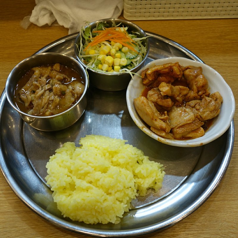 ランチ(チキンムガール)+バラカリ(ガン爺)