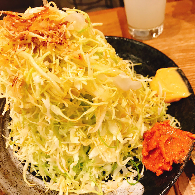 山盛りキャベツ(ダンダダン酒場 )