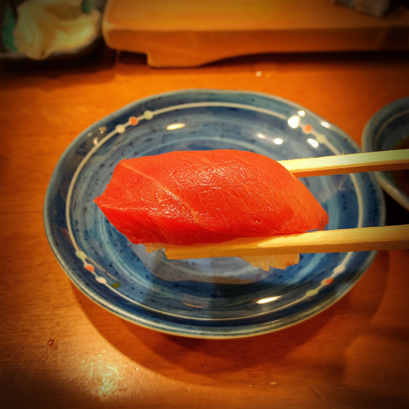 まぐろ(いろは寿司)