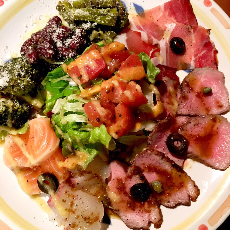 前菜盛り合わせ(Sazio（サジオ）)