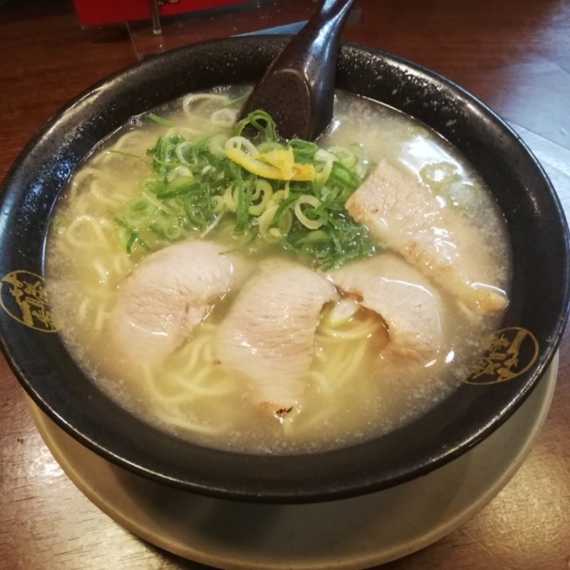 ゆず塩豚トロらーめん(藤一番 西大須店)