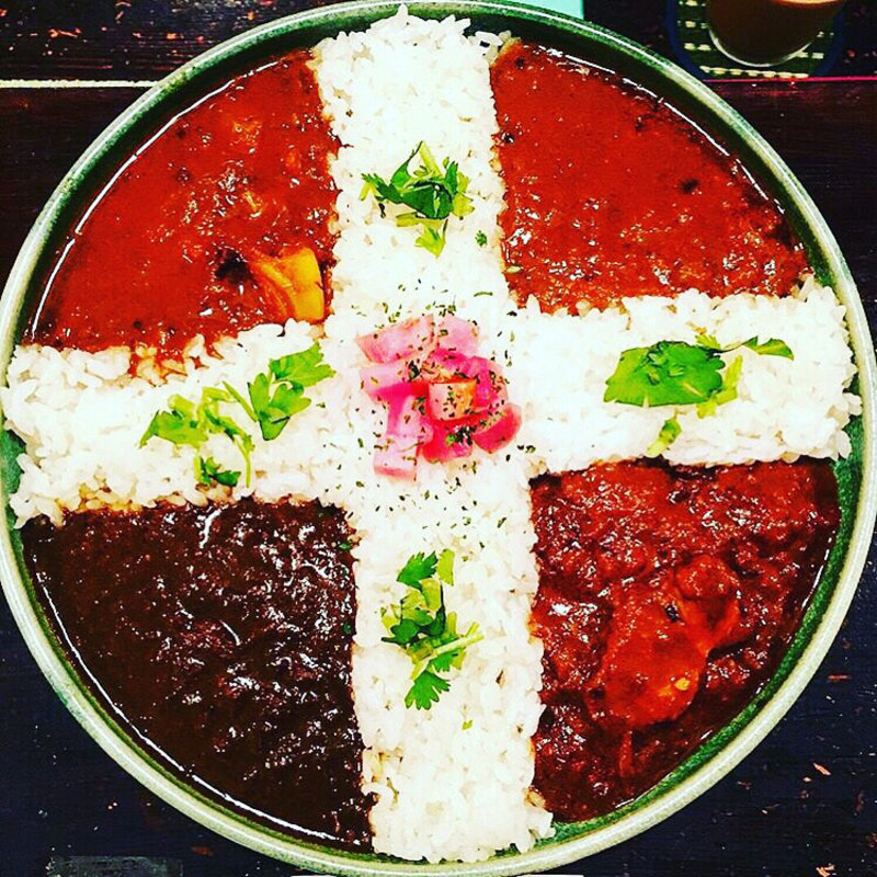 プレーンカリー4種盛り(ある時ない時あり)(CURRY BAR シューベル （カレーバーシューベル）)