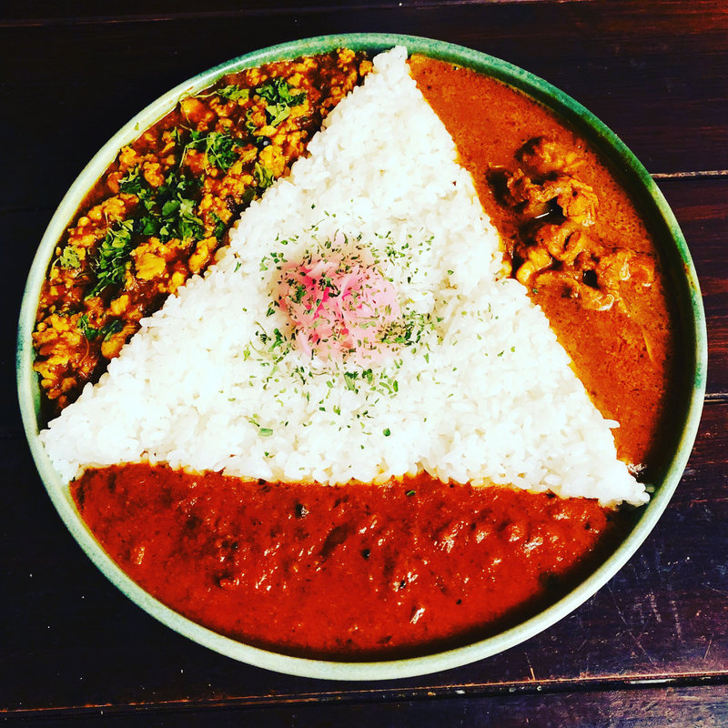 プレーンカリー3種盛り(CURRY BAR シューベル （カレーバーシューベル）)