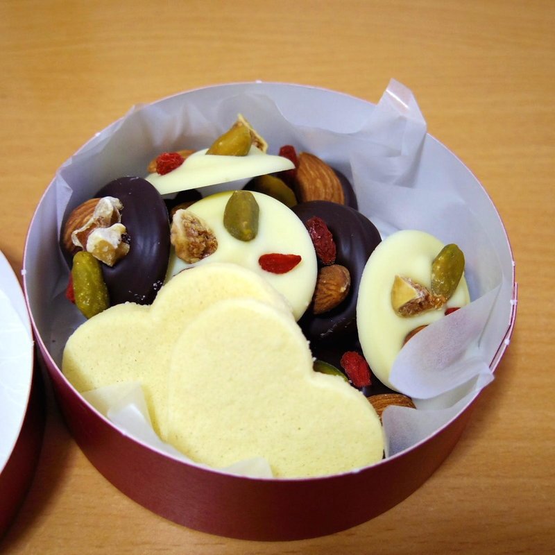 ショコラBOX(菓匠　松栄堂 SWEET FIELDS SHOEIDO  （ショウエイドウ）)